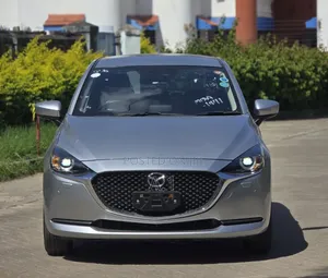 Mazda 2 2020 Silver