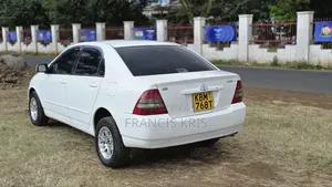 Toyota Corolla 2004 White