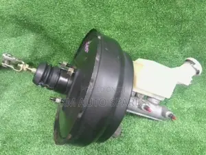 Mitsubishi Delica Brake Booster/Master Cylinder