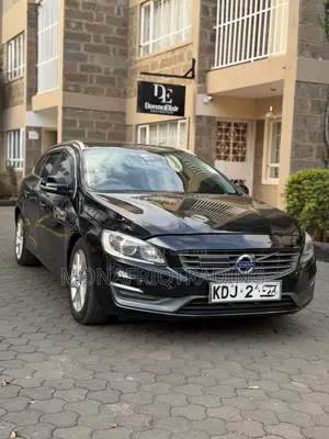 Volvo V60 T5 FWD 2015 Black