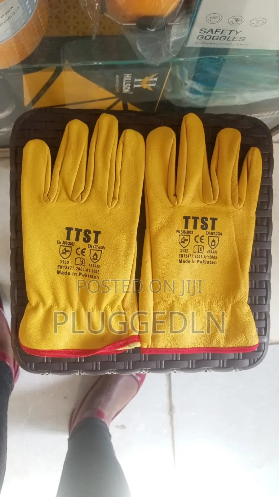 Leather Driver Safety Gloves.