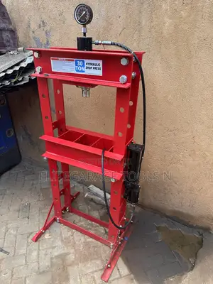 30tonne Pneumatic and Hydraulic Press