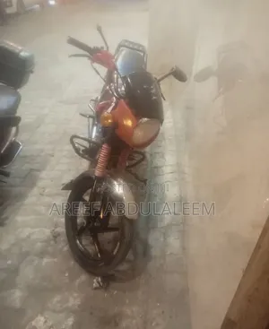 Bajaj Boxer 2021 Red