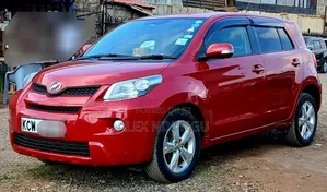 Toyota IST 2012 Red