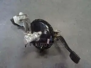 Suzuki Carry Brake Booster/Master Cylinder