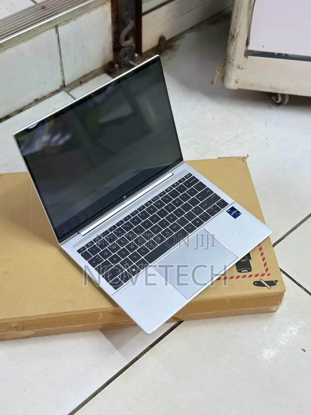 Laptop HP Dragonfly G3 32GB Intel Core i7 SSD 512GB