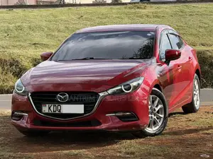 Mazda Axela 2017 Red