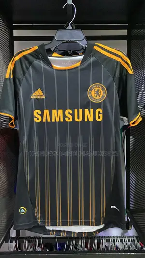 Chelsea Retro Kit