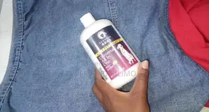 Xuediao 4-in-1 Pet Shampoo
