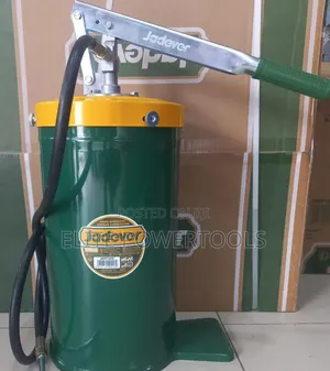 Hand-Operated Grease Lubricator Capacity: 16kgs /Greaseing Machine