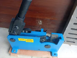 Hand Notcher/Reber Cutter