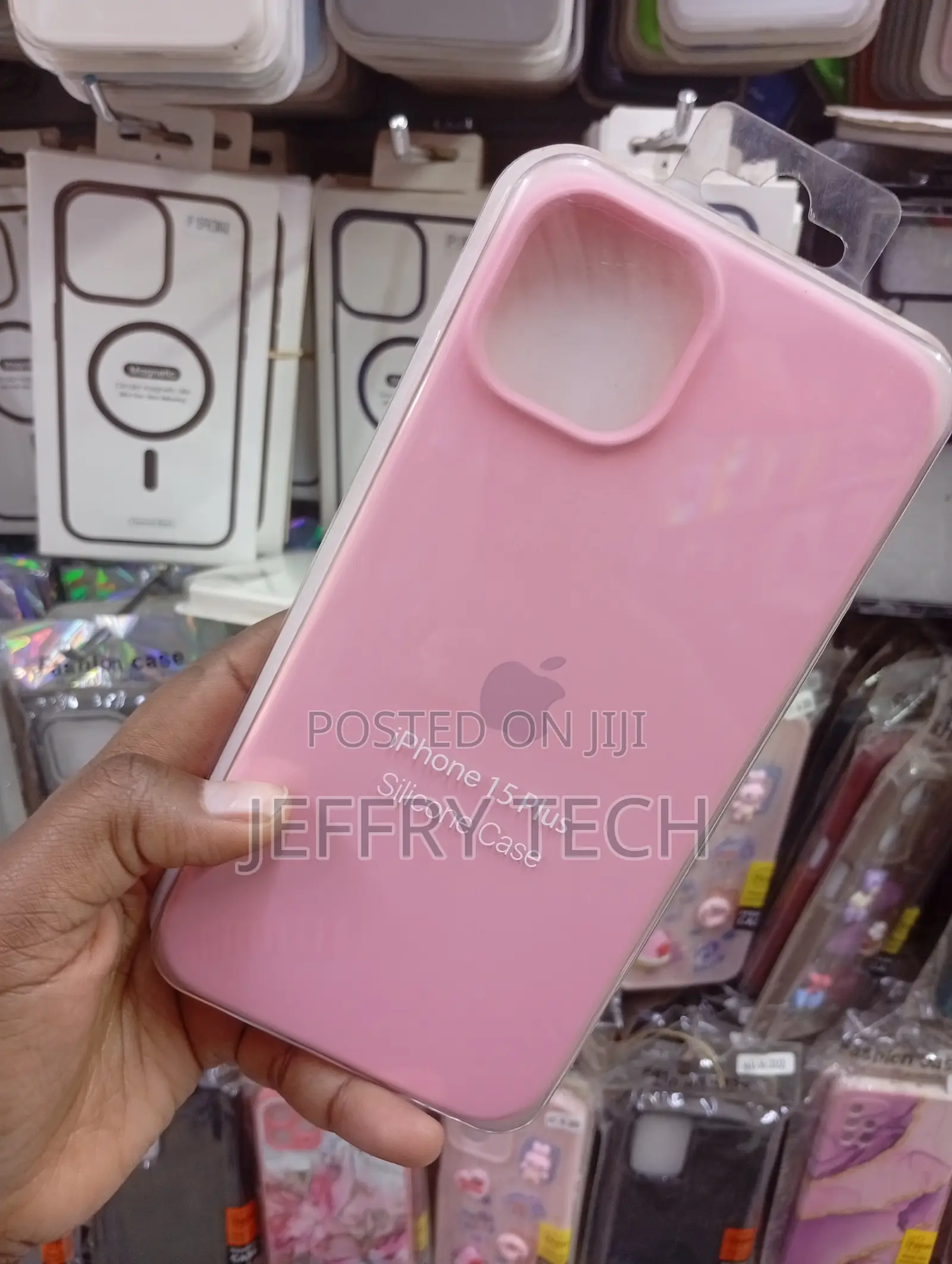 iPhone 15 Plus Soft Pink, Featuring the Apple Logo Case