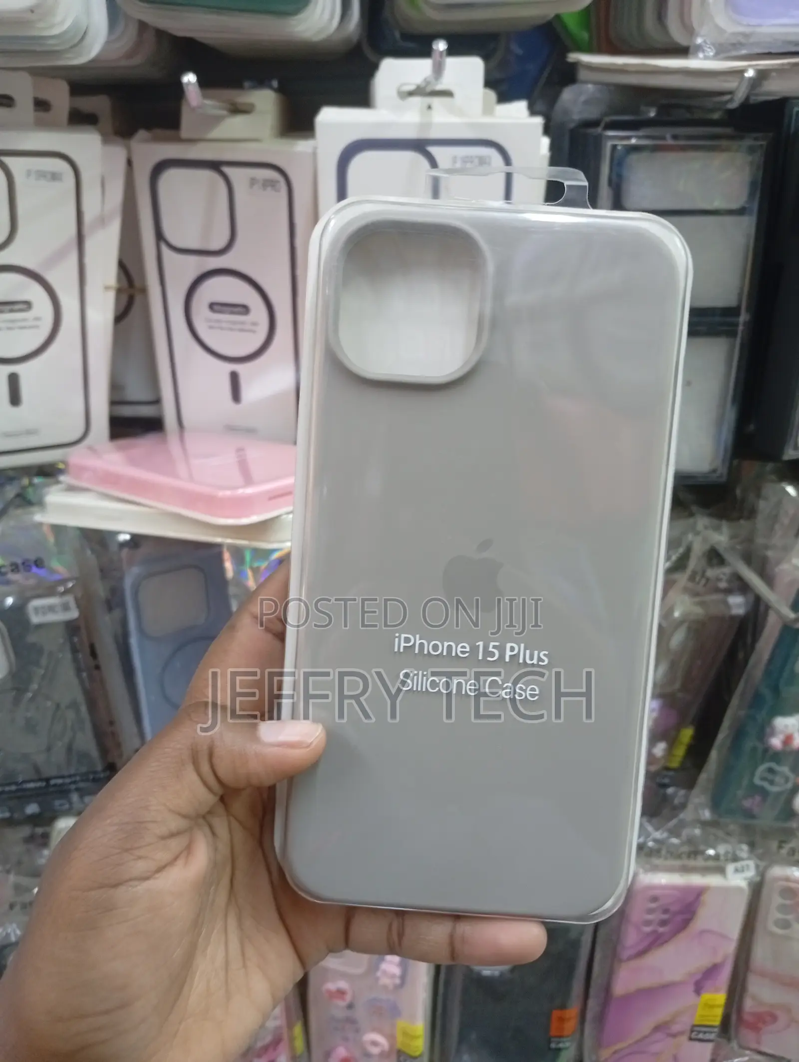 iPhone 15 Plus, Grey Replica Silicone Case