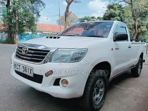 Toyota Hilux 2012