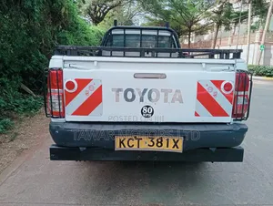 Toyota Hilux 2012