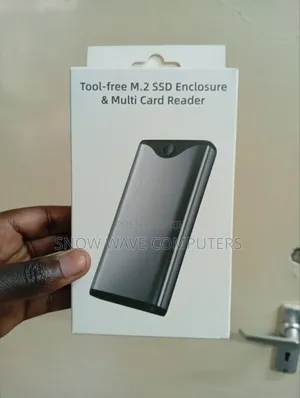 Tool Free M.2 SSD Enclosure Multi Card Reader