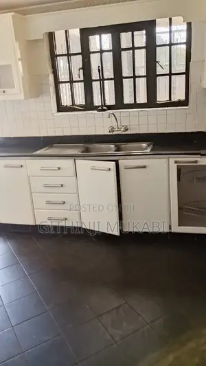 4bdrm House in Kiambu CBD for rent