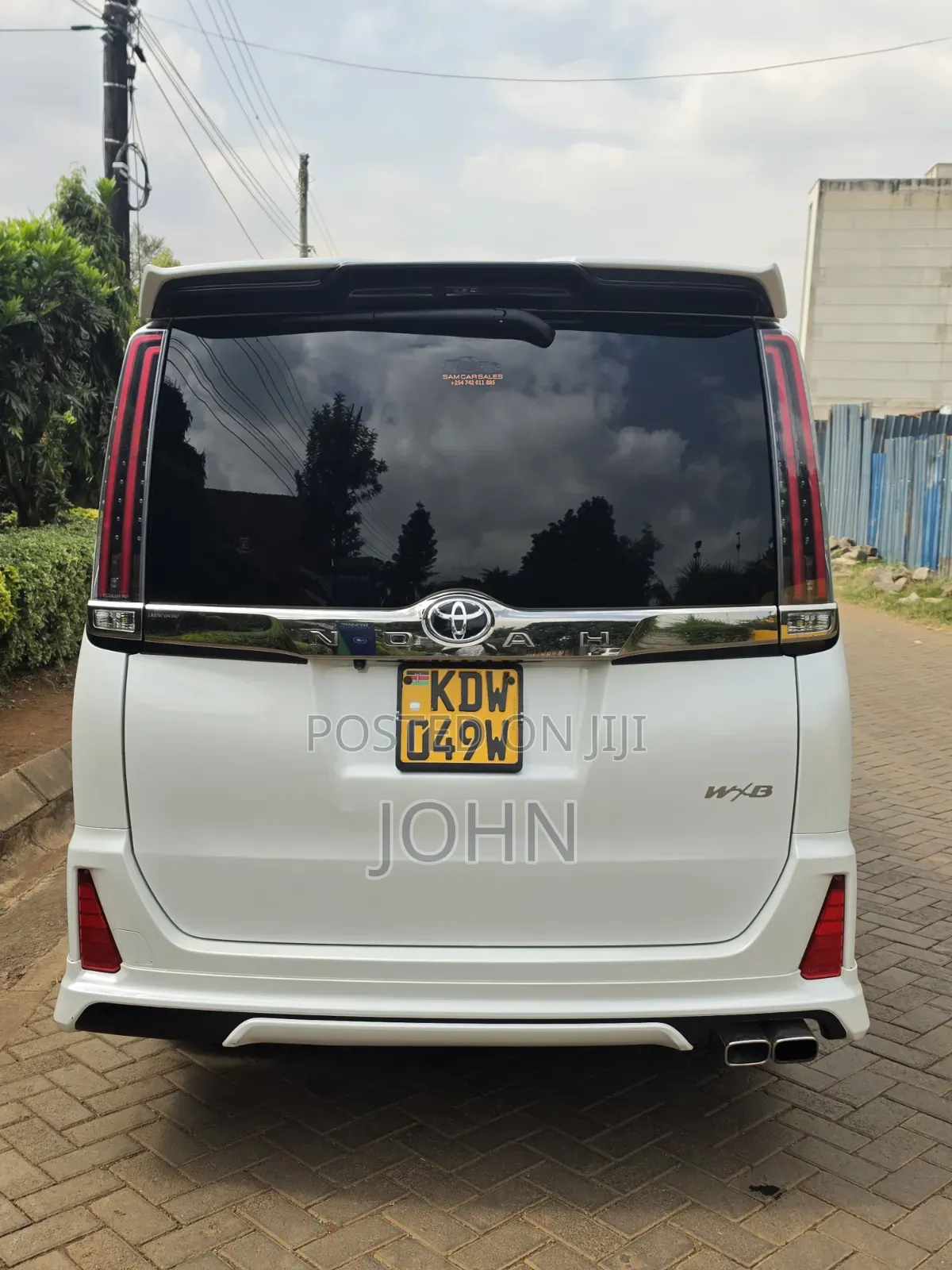 Toyota Noah 2018 White