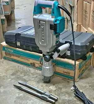 Total Demolition Hammer