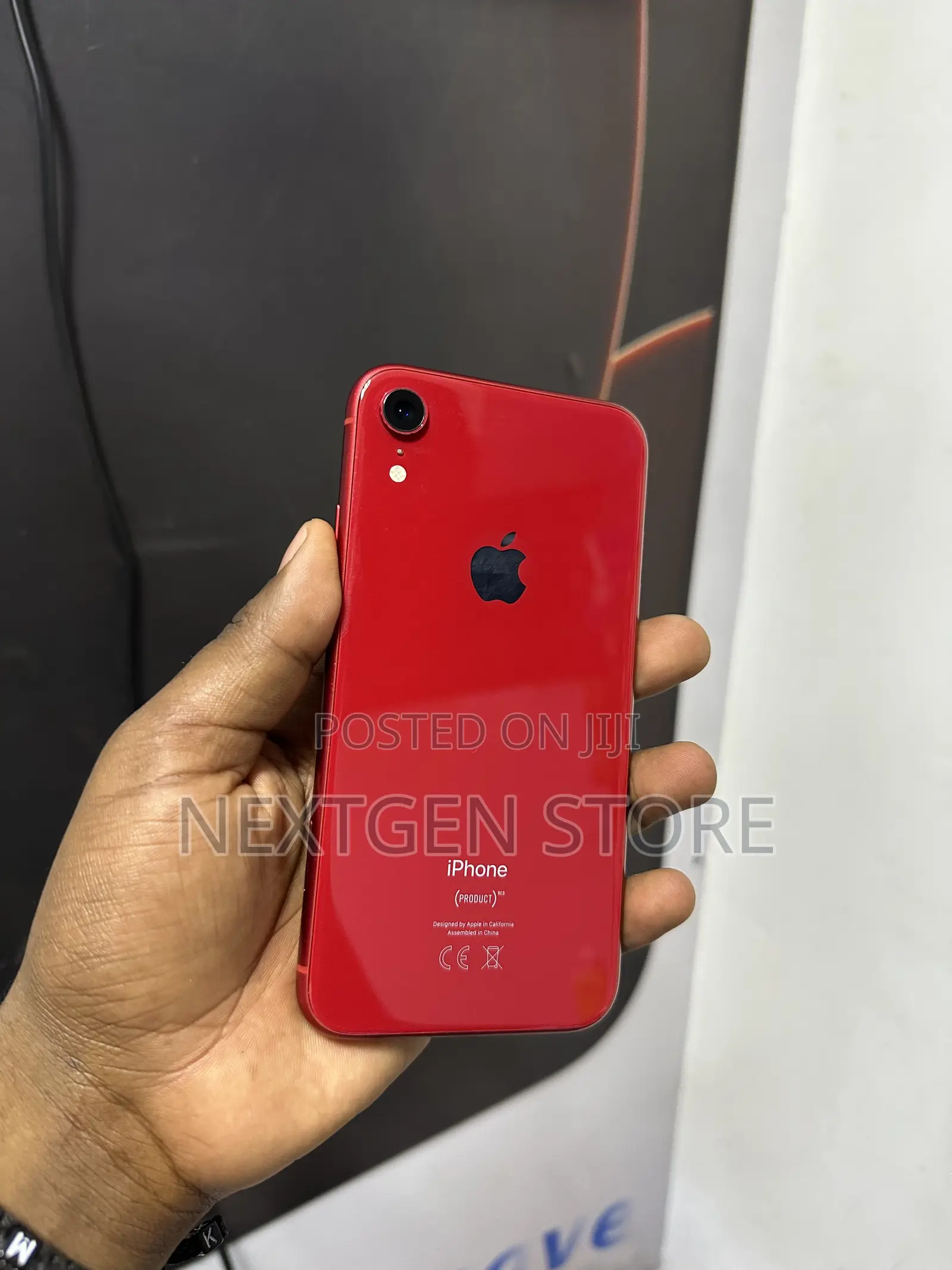 Apple iPhone XR 64 GB Red