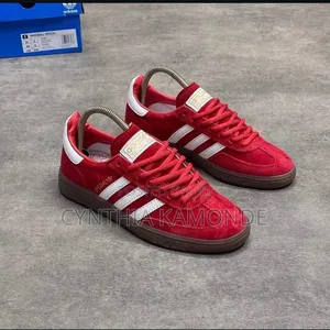 Adidas Spezial Sneakers
