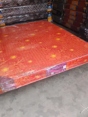 Vitafoam Maisha Mattress 4 1⁄2 X 6, 6 Inch Plain Density