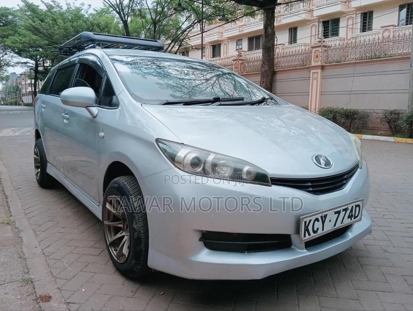 Toyota Wish 2012 Silver