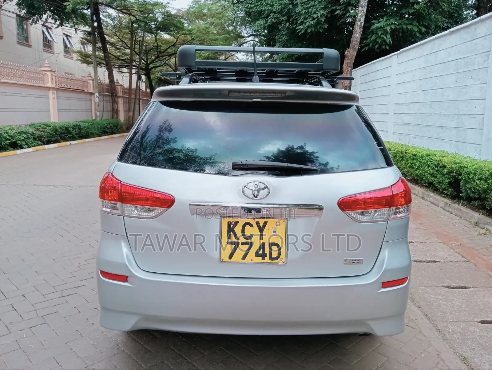Toyota Wish 2012 Silver