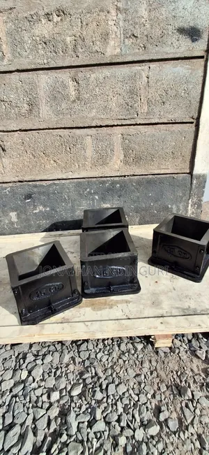 Cast Iron Concrete Cube Mould – Professional Cube Testing Mould