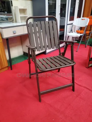 Brown Heavy Duty Foldable Chair