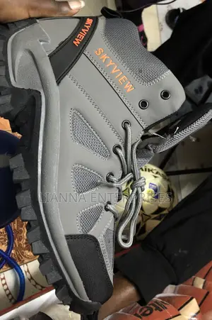 Sky View Hiking Shoes