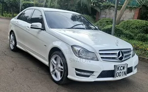 Mercedes-Benz C200 2012 White