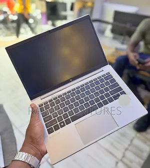 Laptop HP EliteBook 830 G7 16GB Intel Core i7 SSD 512GB