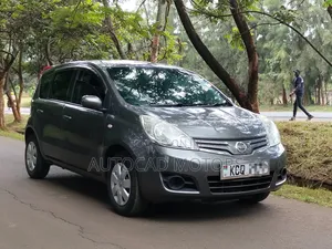 Nissan Note 2010 Silver