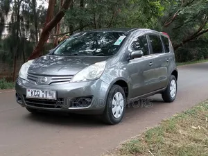 Nissan Note 2010 Silver