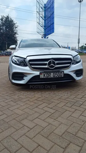 Mercedes-Benz E200 2017 Silver