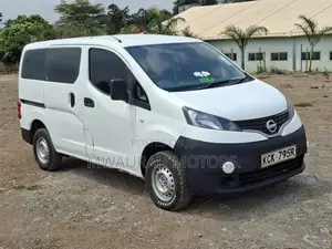 Nissan NV200 2009 White