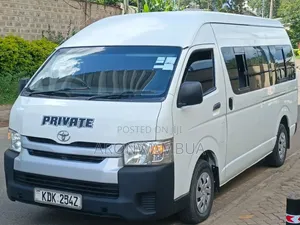 Toyota HiAce 2017 White