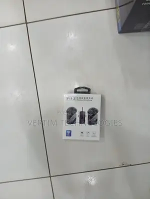 F11 Wireless Mic With Long Battery Life
