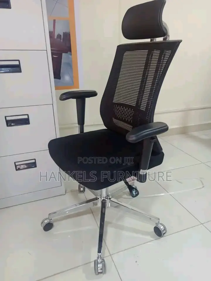 Modern Orthopedic Computer Chair