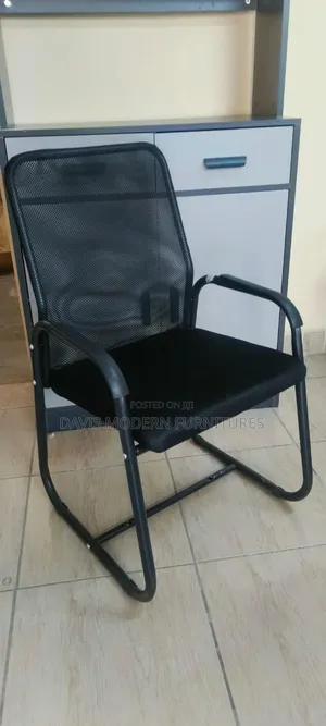 Sled Base Visitors Chair