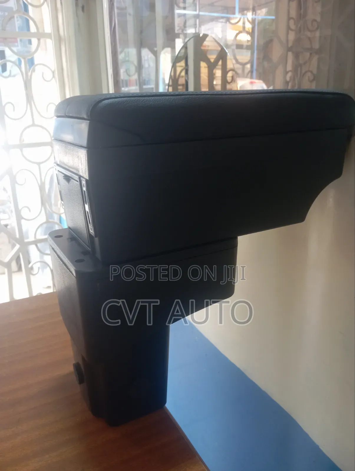 Universal Arm Rest