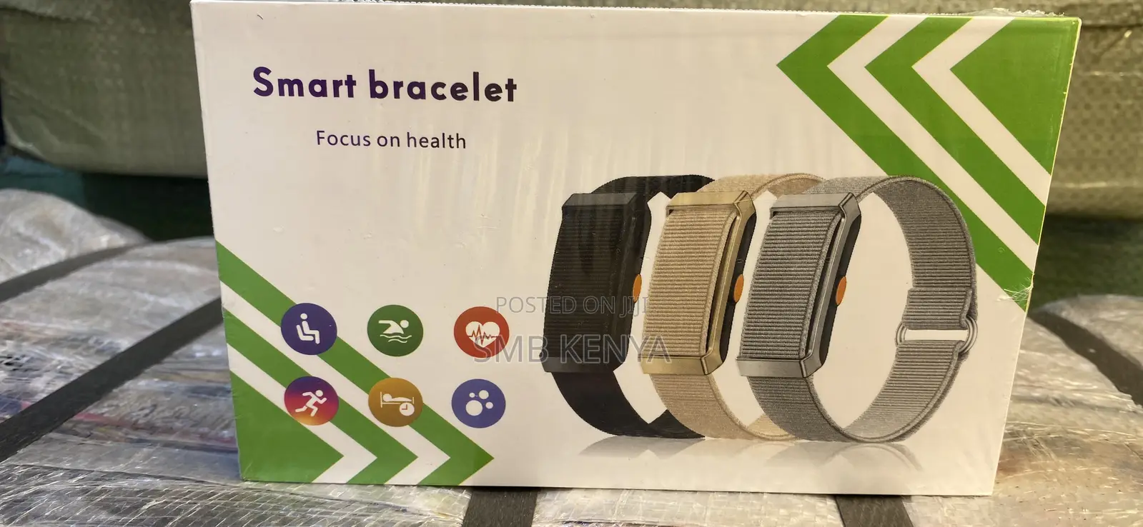 Smart Health Tracker Bracelet