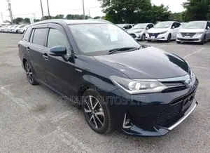 Toyota Corolla Fielder 1.5 Hybrid FWD 2019 Black