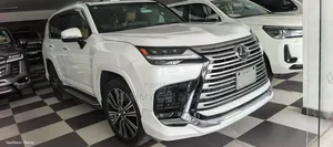 Lexus LX 2022 White