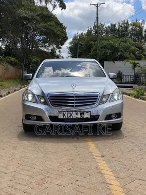 Mercedes-Benz E250 2009 Silver