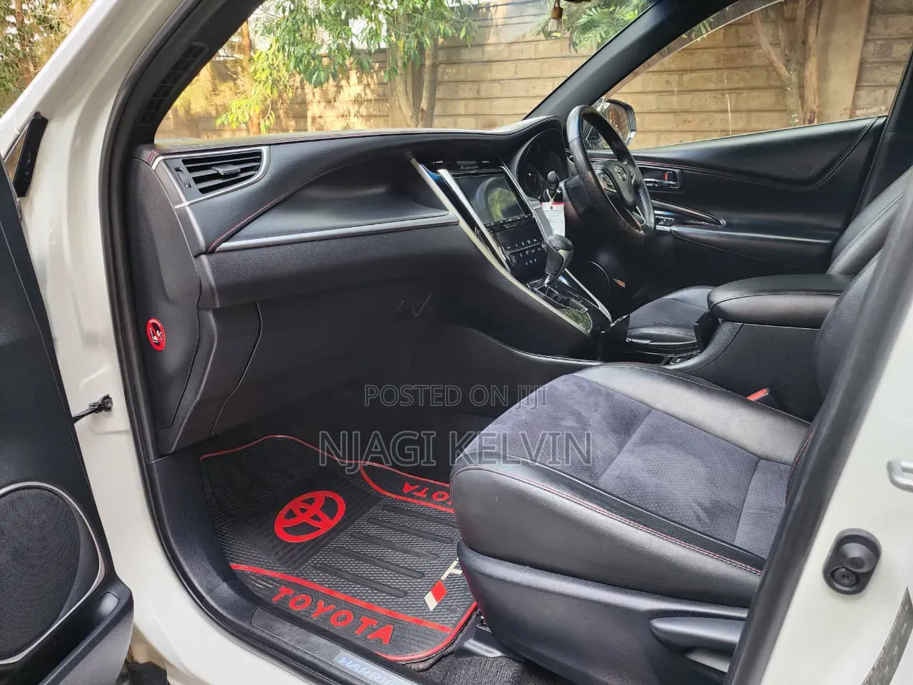 Toyota Harrier 2.0 4WD 2017 White