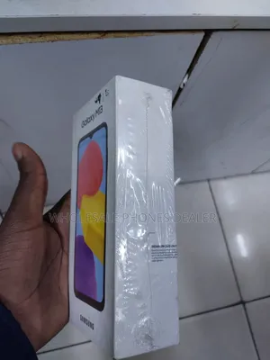 Samsung Galaxy M13 128 GB Black