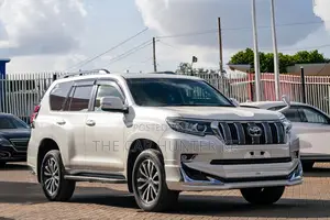 Toyota Land Cruiser Prado 2.8 2020 Pearl
