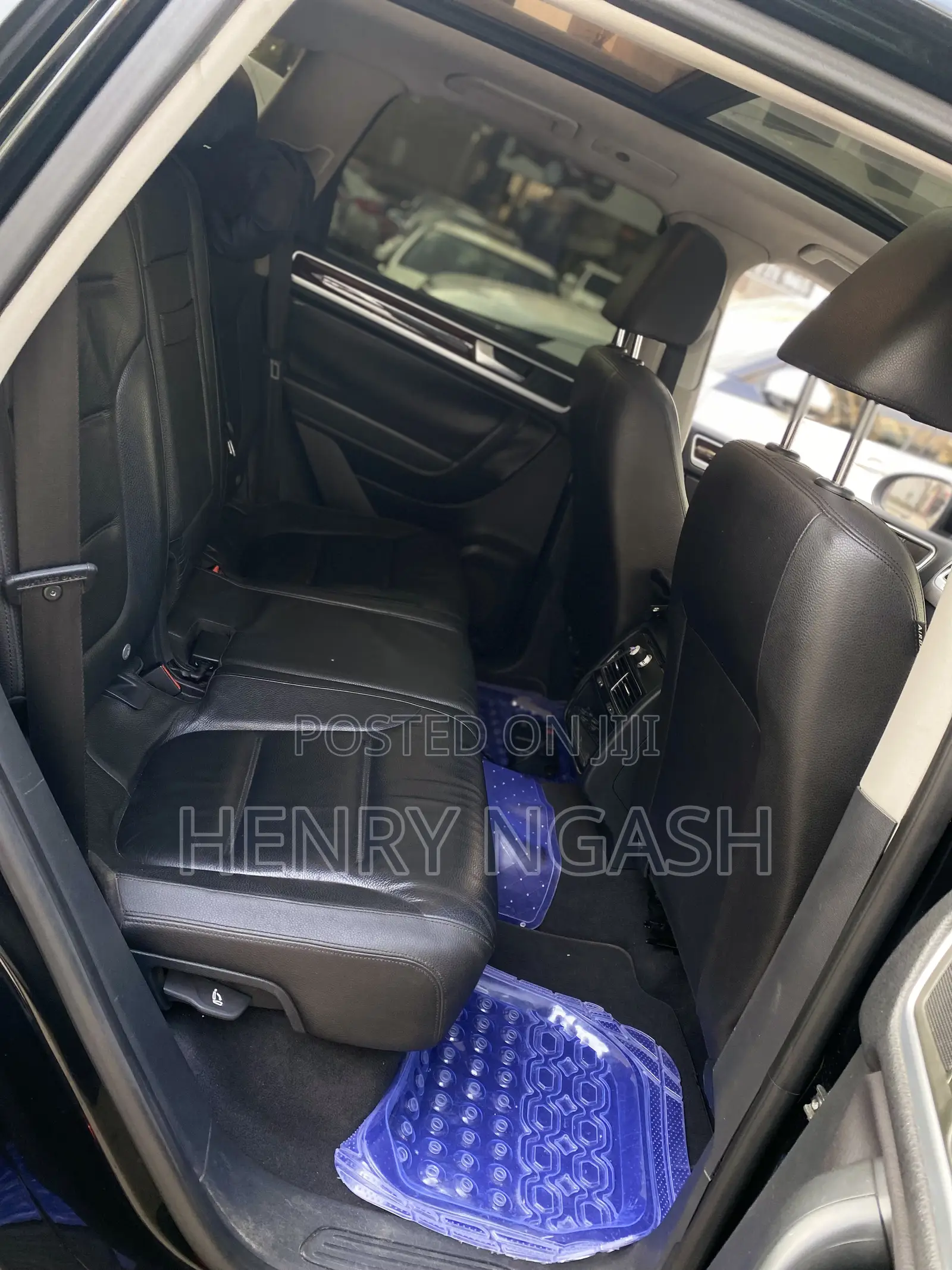 Volkswagen Touareg 2013 Black